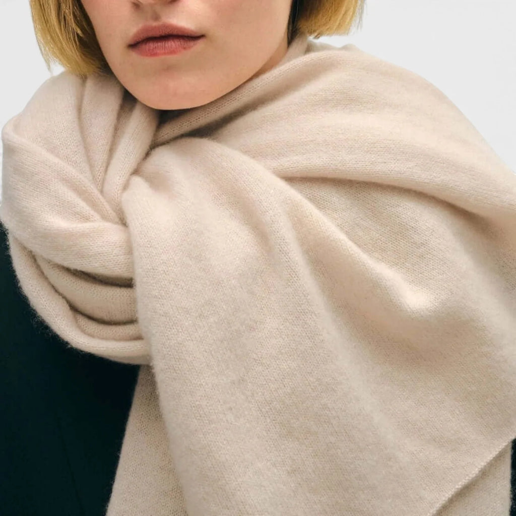 WHITE + WARREN TRAVEL WRAP - NATURAL HEATHER